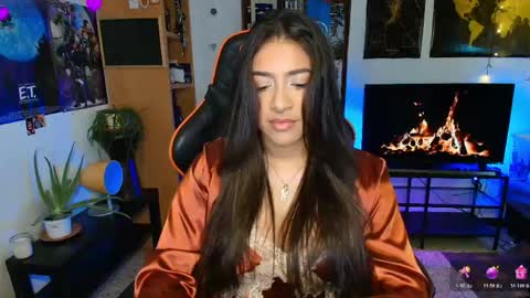 lolaasmith_21 online show from 05-04-26, 07:43