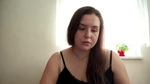 Lola online show from 03-25-26, 10:32