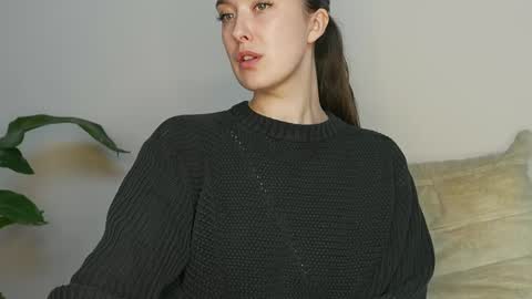 Snapshot of loladom chatting on 11-02-25, 12:51 Frt Pr1ncess online show from 11-02-25, 12:51