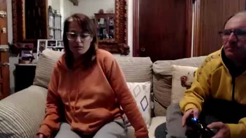 LOLA HUESO y ERIC online show from 02-04-25, 07:22