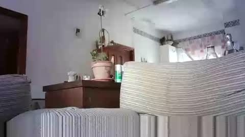 LOLA HUESO y ERIC online show from 09-16-25, 08:37