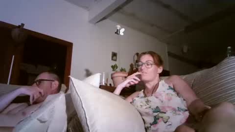 LOLA HUESO y ERIC online show from 09-17-25, 08:21