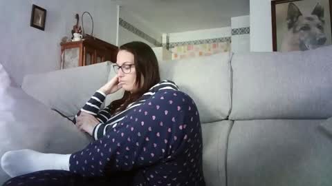 LOLA HUESO y ERIC online show from 04-29-26, 02:43