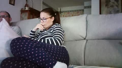 LOLA HUESO y ERIC online show from 04-29-26, 05:30