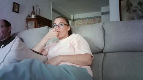 LOLA HUESO y ERIC online show from 05-13-26, 02:36