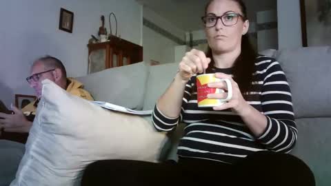 LOLA HUESO y ERIC online show from 05-15-26, 02:35