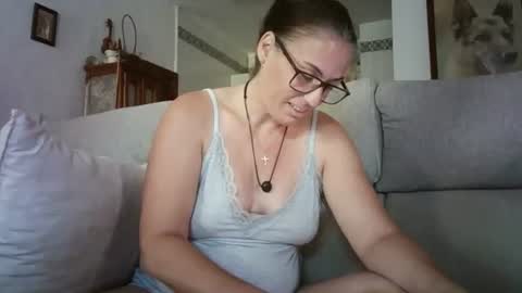 LOLA HUESO y ERIC online show from 07-27-26, 02:57