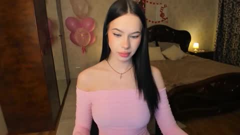 Snapshot of lolaisprinkle chatting on 03-03-26, 11:27 Lola online show from 03-03-26, 11:27