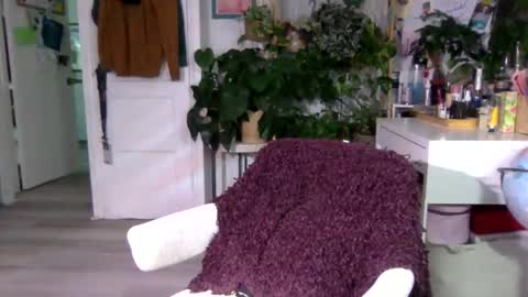 Snapshot of lolalustful chatting on 01-08-25, 05:27 Lola Lustful online show from 01-08-25, 05:27