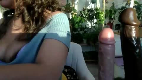 Snapshot of lolalustful chatting on 01-23-25, 09:39 Lola Lustful online show from 01-23-25, 09:39