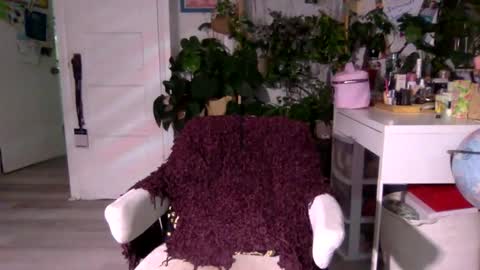 Snapshot of lolalustful chatting on 02-09-25, 01:00 Lola Lustful online show from 02-09-25, 01:00