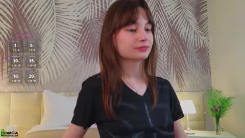 Lola online show from 11-17-25, 01:33