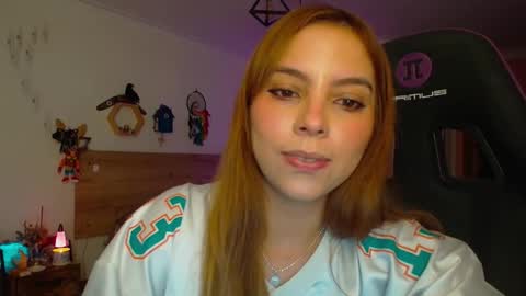 Snapshot of lolaverse chatting on 01-08-26, 08:44 Lola doll online show from 01-08-26, 08:44