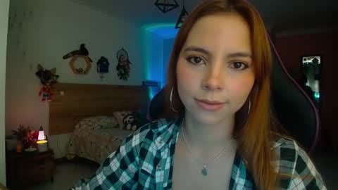 Snapshot of lolaverse chatting on 01-15-26, 02:32 Lola doll online show from 01-15-26, 02:32