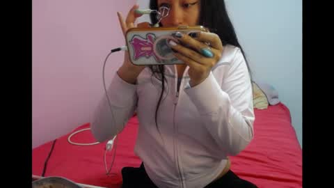 Lolita  online show from 06-02-26, 03:19