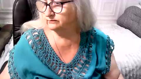 Snapshot of lolkaalyss chatting on 06-08-26, 06:58 LolkaAlyss online show from 06-08-26, 06:58