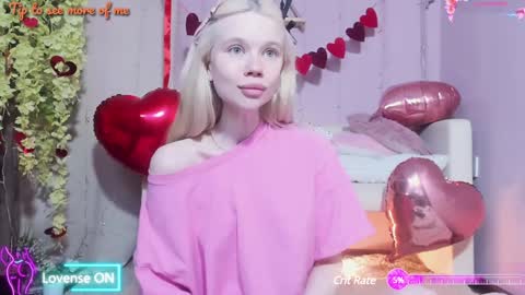 Snapshot of lollita_love chatting on 02-05-25, 02:40 Lollita online show from 02-05-25, 02:40