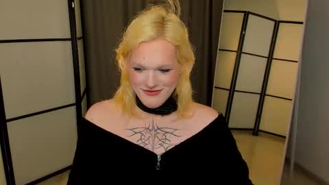 lollita online show from 03-21-26, 06:07