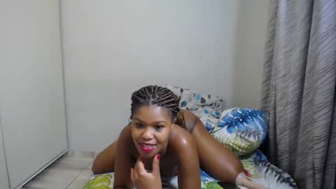Snapshot of lolly_96 chatting on 10-09-25, 03:15 lolly_96 online show from 10-09-25, 03:15