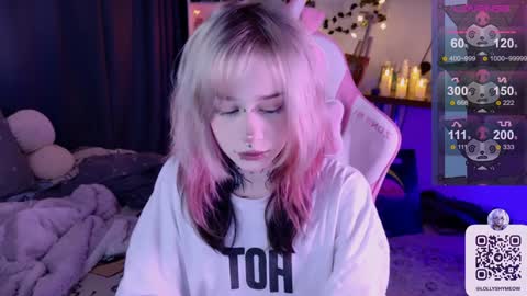 Lolly   online show from 12-08-24, 07:43