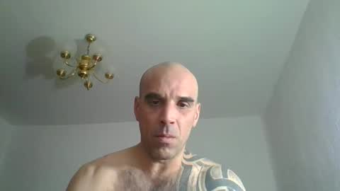 Snapshot of lolotatto chatting on 04-01-26, 10:27 lolotatto online show from 04-01-26, 10:27