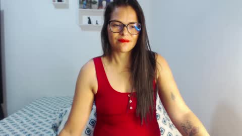 Snapshot of lolyta_mature1 chatting on 12-30-24, 10:45 Lolyta mature1 online show from 12-30-24, 10:45