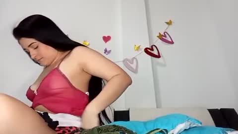 estehfania online show from 06-18-26, 10:03