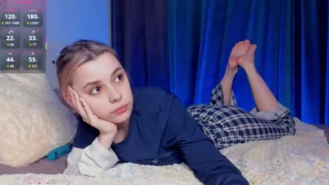 Lona online show from 11-21-25, 06:50