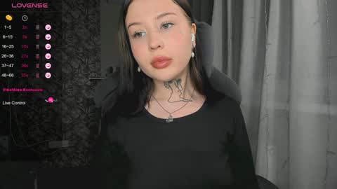 lona online show from 12-22-24, 06:26