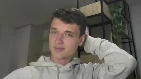 london_tomy online show from 10-05-25, 02:43