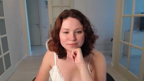 Snapshot of londonmiley chatting on 06-05-26, 04:35 LondonMiley online show from 06-05-26, 04:35