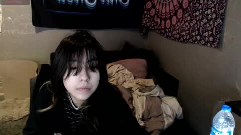 londonray online show from 10-22-25, 02:23