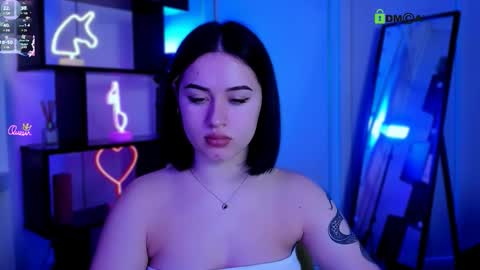 Snapshot of lone_metti chatting on 03-08-26, 08:01 AlexaMilaVivyLilyLole online show from 03-08-26, 08:01