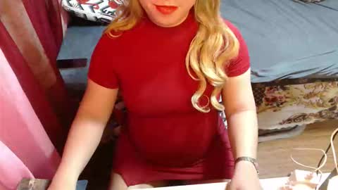 lonelysofia6969 online show from 05-28-26, 07:33