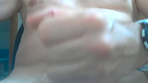lonesomelust83 online show from 06-18-26, 01:37