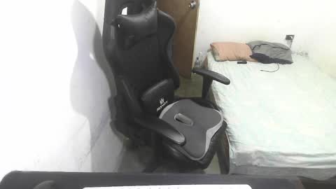 Marvin Santiago online show from 04-12-26, 09:14