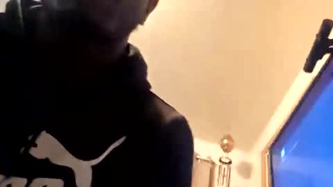 Snapshot of longbbc719 chatting on 03-30-26, 06:03 longbbc719 online show from 03-30-26, 06:03