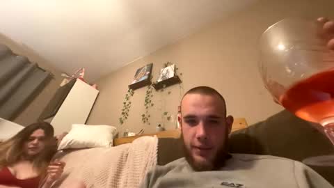 Snapshot of longjohndong321 chatting on 04-06-26, 12:08 Unknowncouple online show from 04-06-26, 12:08