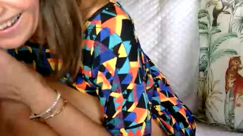 Cutenurse91 online show from 10-15-25, 06:08