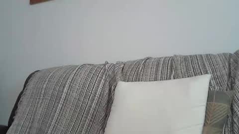 Alejandro Rulitos Twitter longnight55 Intagram 5longnight5 online show from 04-18-26, 01:15