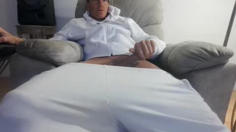 Seamus Love online show from 03-08-25, 03:50