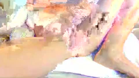 Seamus Love online show from 10-26-25, 03:23