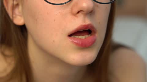Snapshot of look_my_passion chatting on 02-07-25, 01:47 Hanna online show from 02-07-25, 01:47