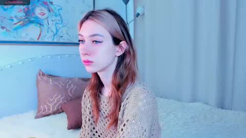 Snapshot of look_my_passion chatting on 02-28-25, 07:05 Hanna online show from 02-28-25, 07:05