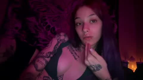 lookingforlona online show from 09-16-25, 03:07