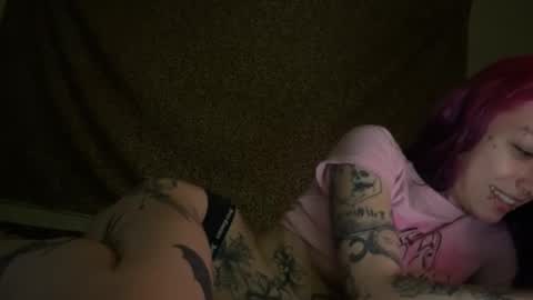 lookingforlona online show from 10-15-25, 03:12