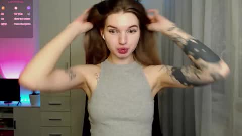 Luna online show from 12-15-25, 06:28