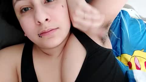 Snapshot of loolaunshaved chatting on 02-13-26, 09:05 loolaunshaved online show from 02-13-26, 09:05