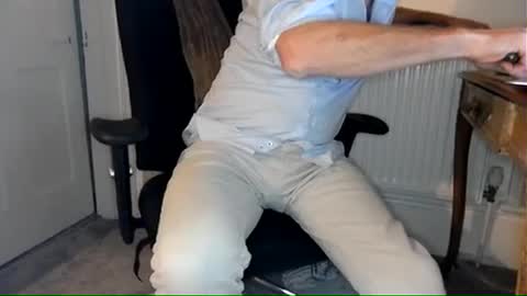 Snapshot of loose565 chatting on 02-16-25, 11:48 loose565 online show from 02-16-25, 11:48