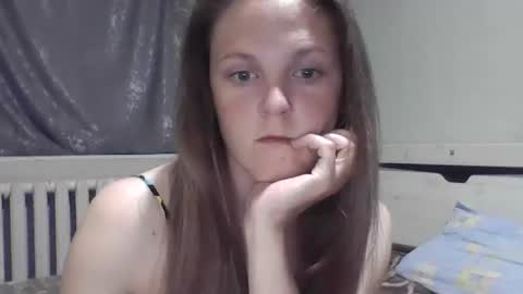Snapshot of lora879 chatting on 06-07-26, 09:18 Lora online show from 06-07-26, 09:18
